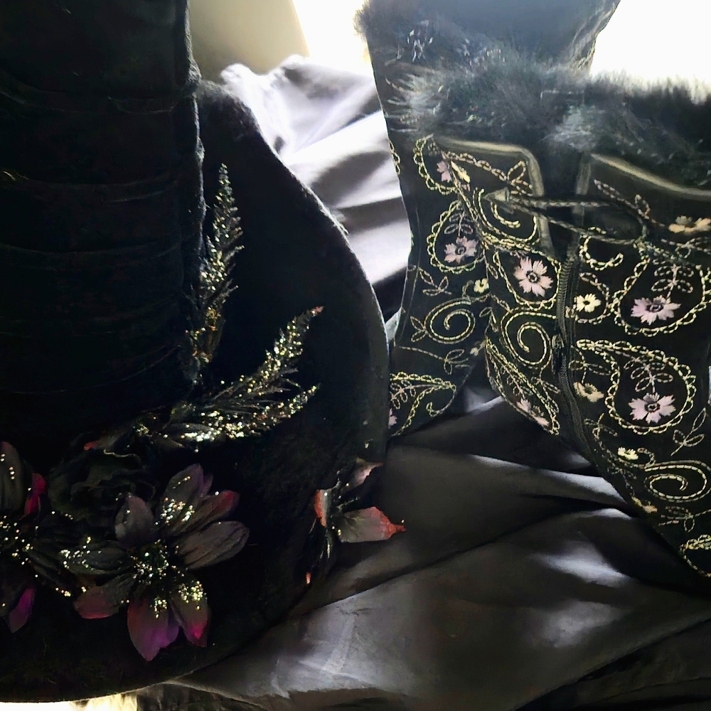 Elegant Black and Purple Embroidered Ankle Boots